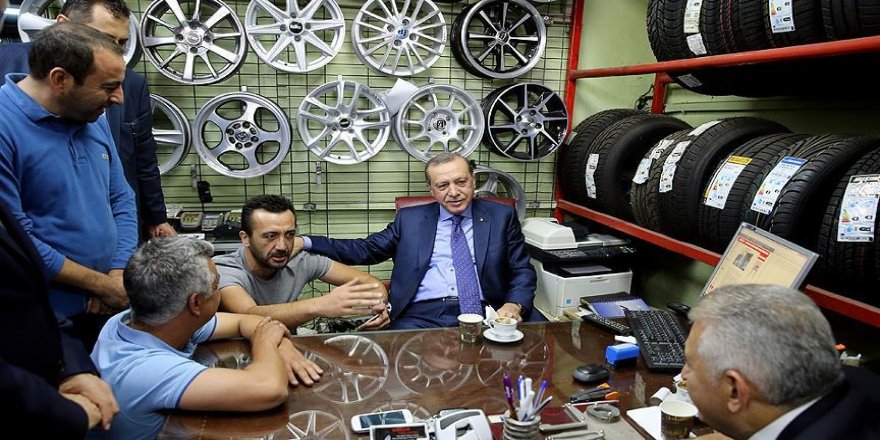 Erdoğan ve Yıldırım'dan esnaf ziyareti