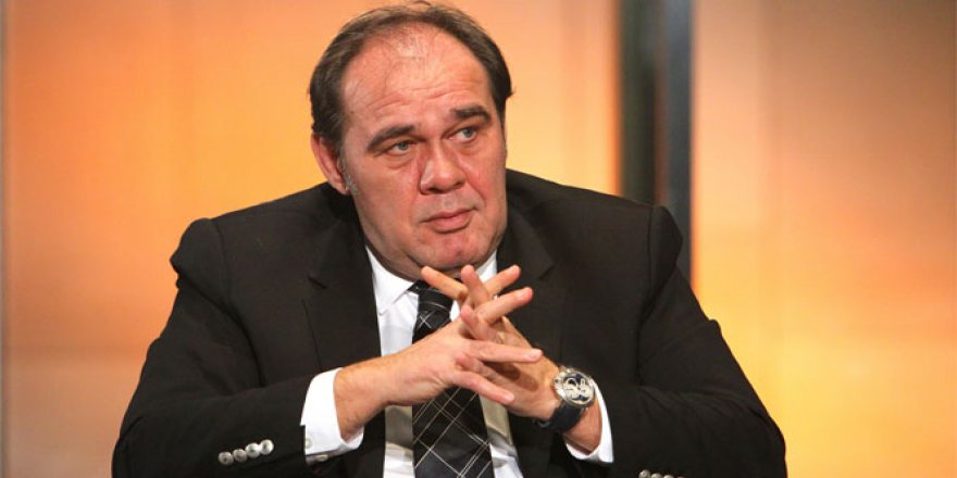 Demirören: 'Yola Fatih Terim'le devam'