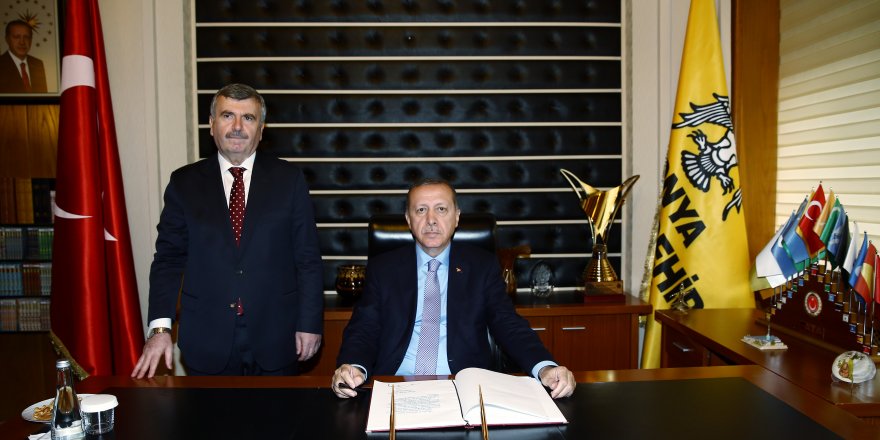 Erdoğan Konya Büyükşehir Belediyesi'ni ziyaret etti