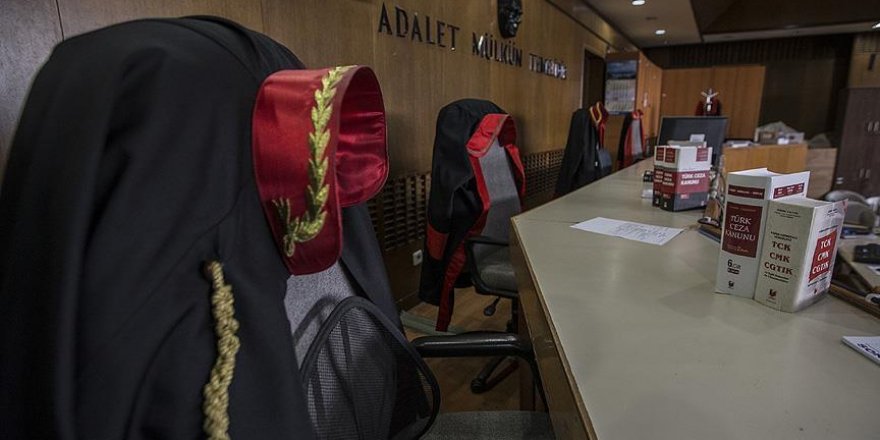 İstanbul'daki FETÖ soruşturmasında 59 polis tutuklandı