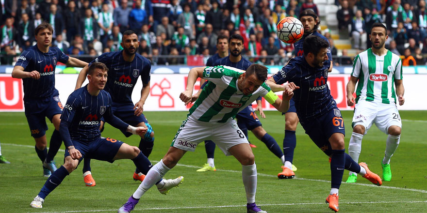 Atiker Konyaspor'un kâbusu Medipol Başakşehir
