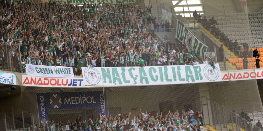 Konyaspor taraftarı İstanbul'a çıkarma yaptı