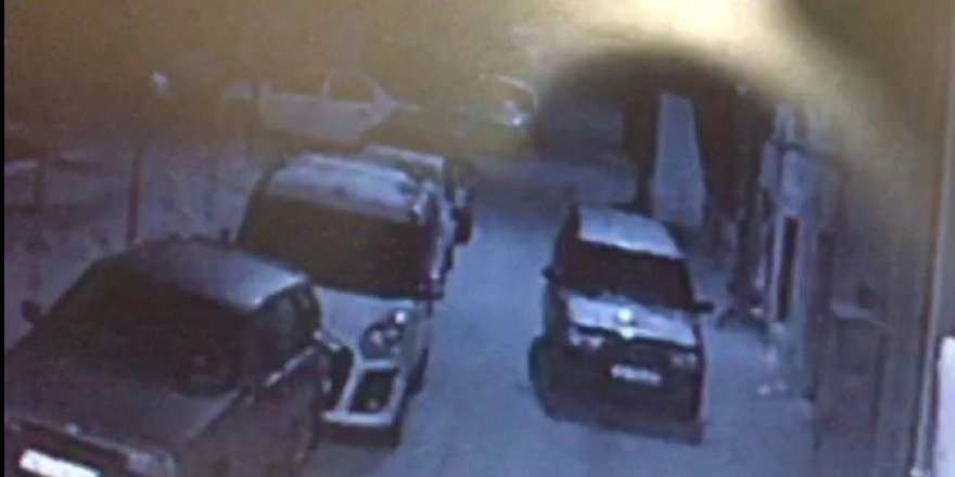 7 dakikada oto hırsızlığı kamerada