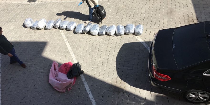 Konya'da kiralık lüks otomobille uyuşturucu sevkiyatı