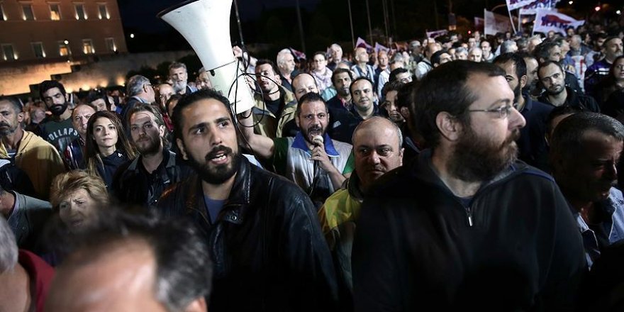 Yunanistan'da hükümet karşıtı gösteri