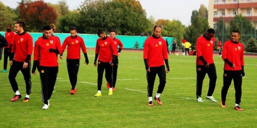 Kayserispor, Gaziantepspor maçının hazırlıklarını sürdürüyor