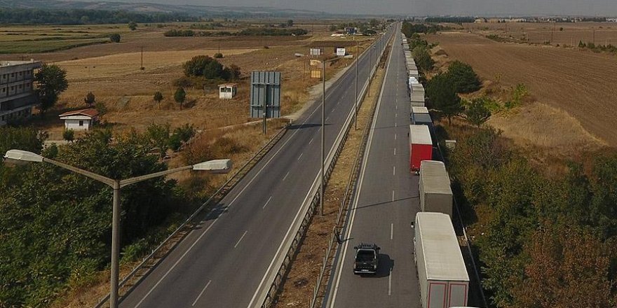 Bulgaristan 72 kişiyi Türkiye'ye iade etti