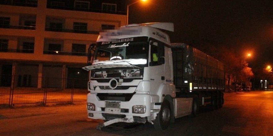 Kaza yaptığı TIR’ın içinde alkol almaya devam etti