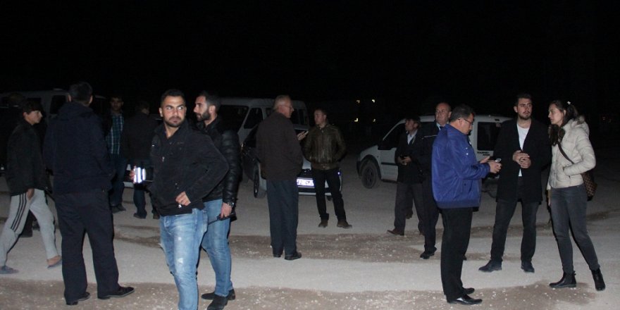 Mahalleli, evlerine düşen taşlar nedeniyle ocağı bastı