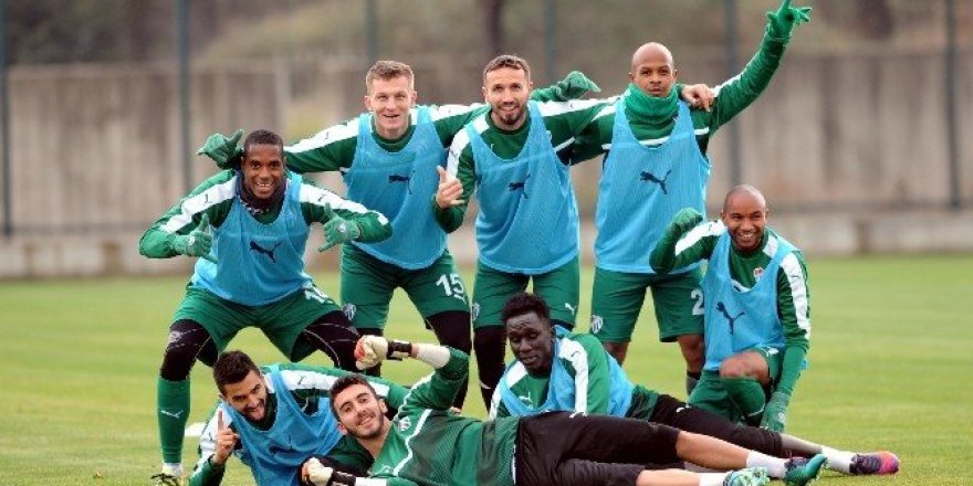 Bursaspor’dan neşeli antrenman