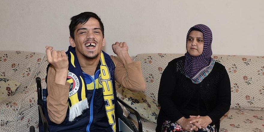Fenerbahçe'den Uşaklı Emre'ye derbi daveti