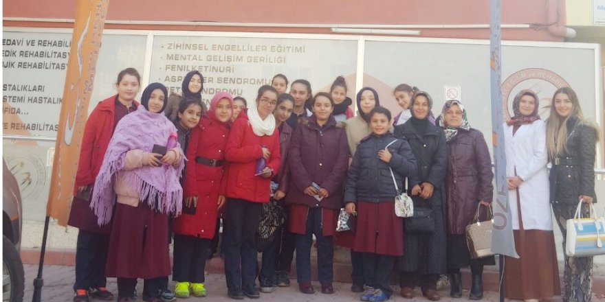 Konya'da "Yalnız Değilsiniz" etkinliği