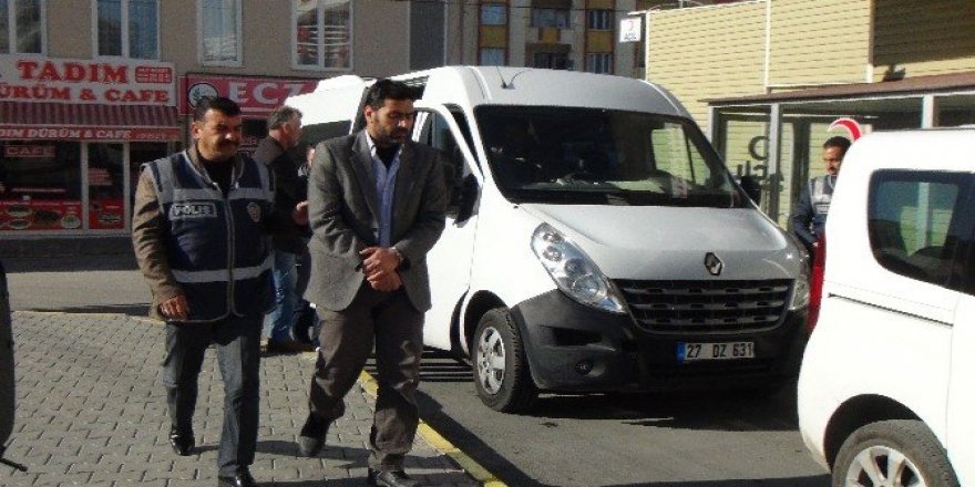 1,5 milyon dolarlık gaspın zanlıları polis çıktı