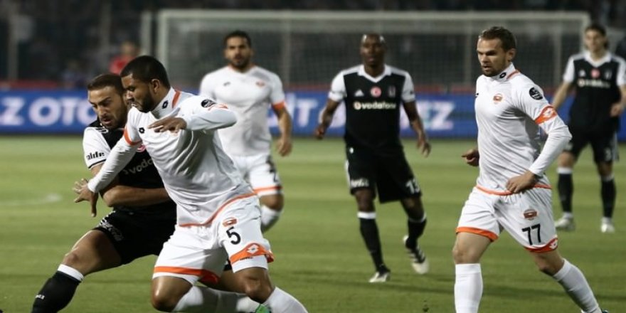 Kartal golcüleriyle uçtu!