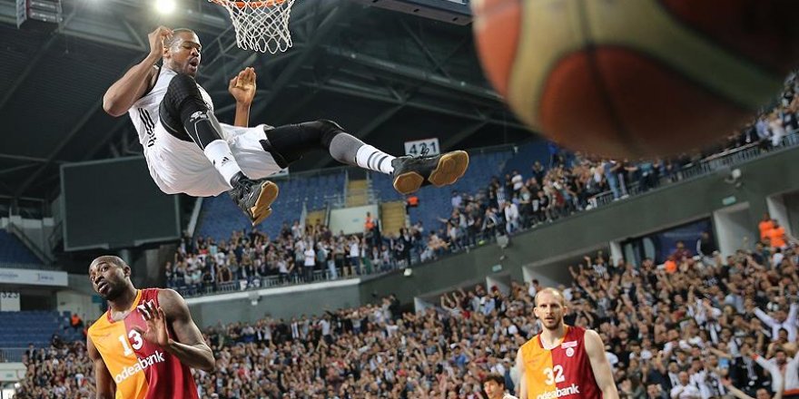 Basketbolda derbi heyecanı