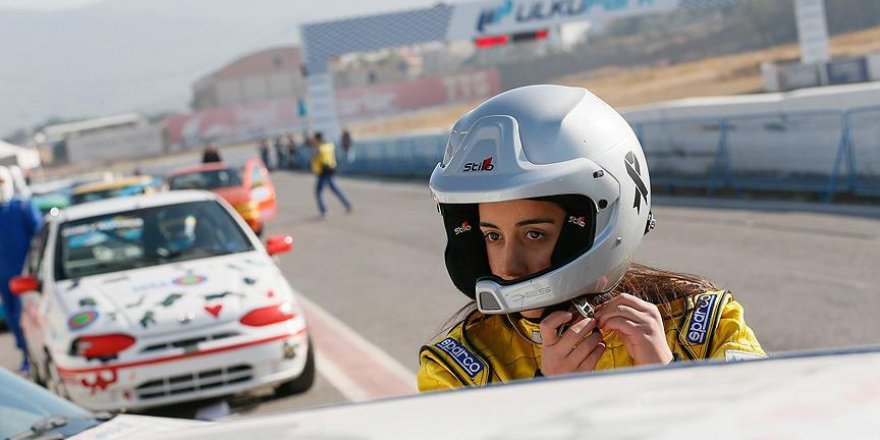 Kadın pilotun hayali şampiyonluk