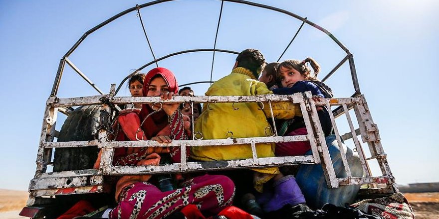 Sivillerin Musul'dan kaçışı sürüyor