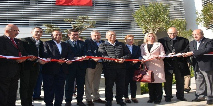 Bergama’da 7 milyona mal olan 350 araçlık otopark hizmete açıldı