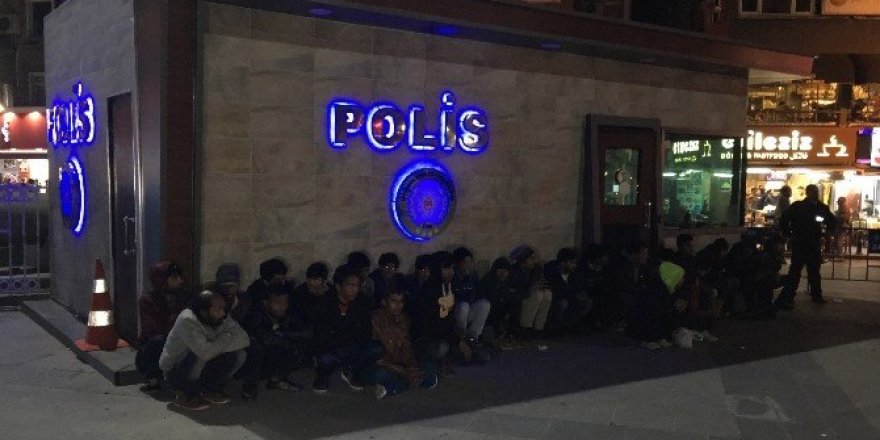 İstanbul’da kaçak göçmen operasyonu: 40 gözaltı