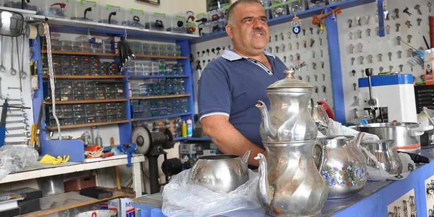 Eski eşyalar 'Çaydanlık Hastanesi'nde hayat buluyor