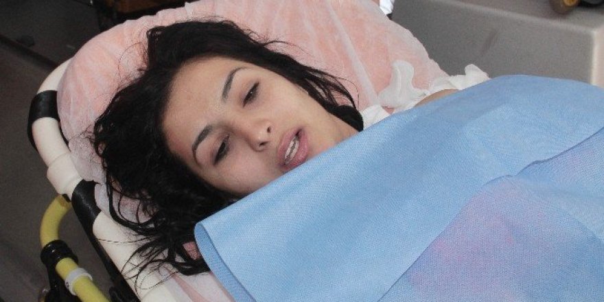 Börekçide çalışan genç kız haşlandı