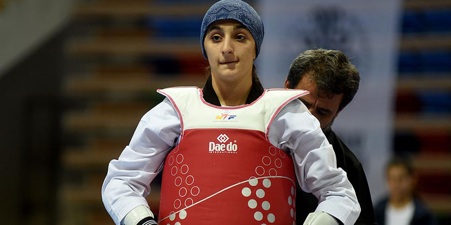 Ayşenur Özcan dünya üçüncüsü