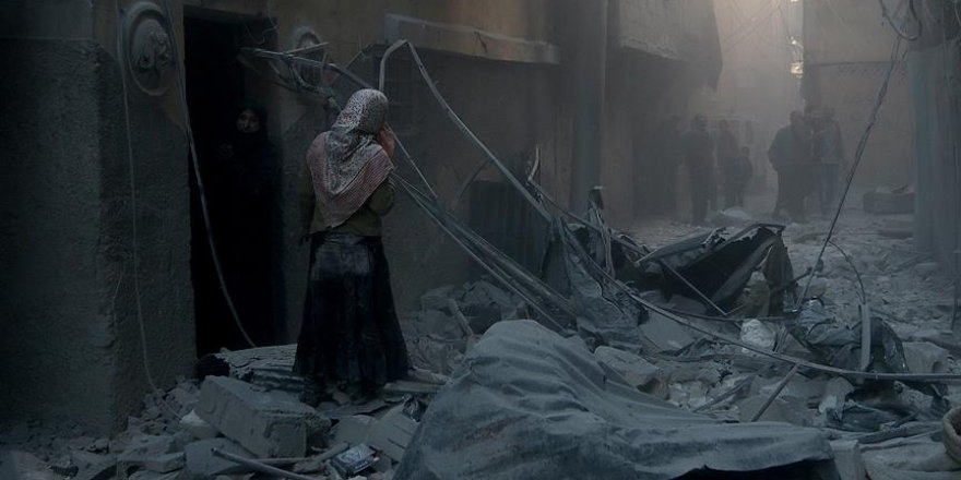 Halep yoğun bombardıman altında