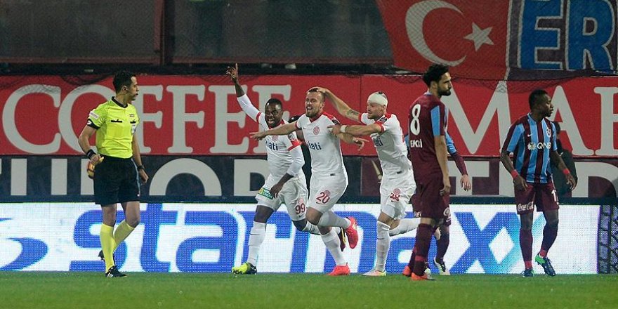 Trabzonspor evinde kaybetti