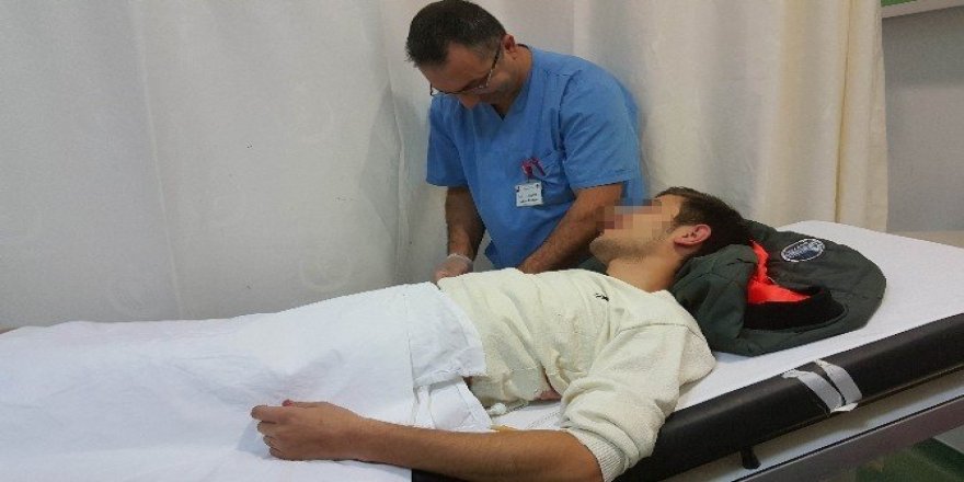 Sigara vermeyen genci 5 yerinden bıçakladılar