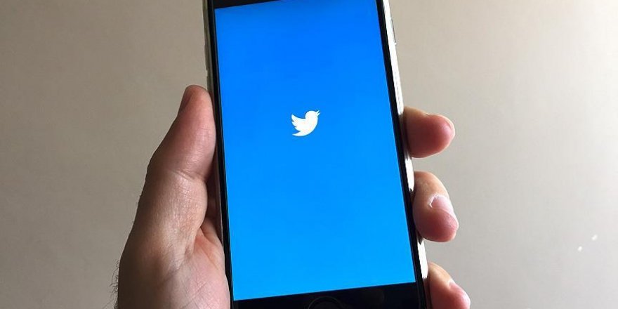Twitter kurucusunun hesabını yanlışlıkla askıya aldı