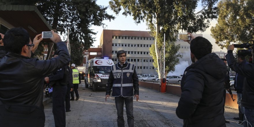Adana'daki patlamaya geçici yayın yasağı getirildi