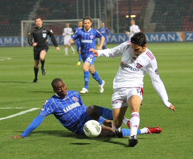 Gaziantepspor, Karabük deplasmanında moral arıyor