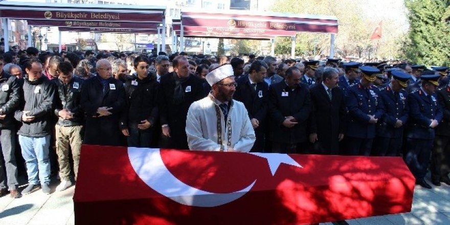 Şehit babasının sözleri yürekleri dağladı