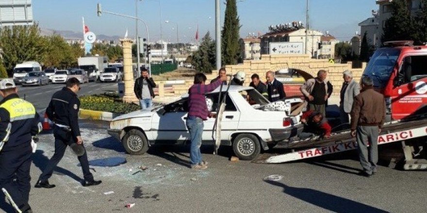 Adıyaman’da otomobil takla attı: 4 Yaralı
