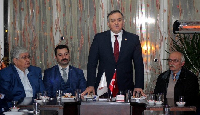 “Çırağın işi ustasının çekici vurduğu yere balyozu indirmektir”