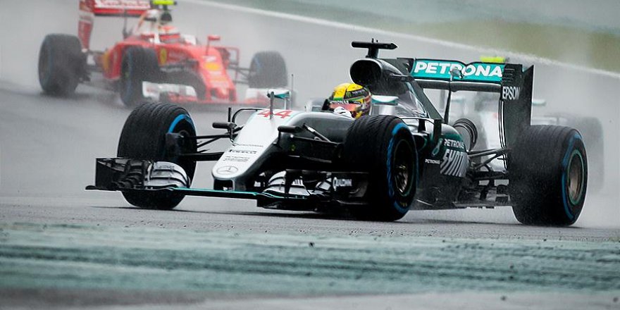 Abu Dabi'de pole pozisyonu Hamilton'ın