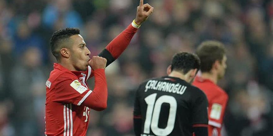 Leverkusen'e Hakan Çalhanoğlu'nun golü yetmedi