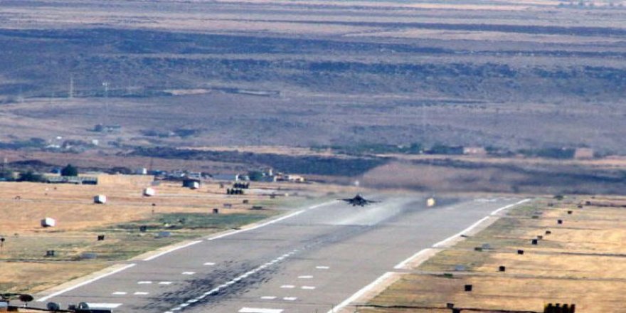 İtirafçı 8. Ana Jet Üssü'nde yaşananları anlattı