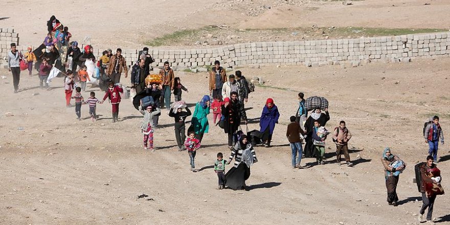 Musul'da 3 binden fazla sivil evlerini terk etti