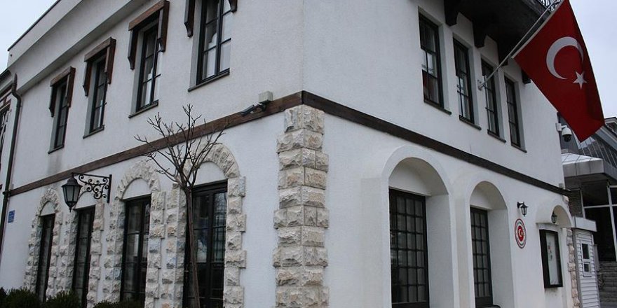 Kosova'daki Türk başkonsolosluğuna saldırı