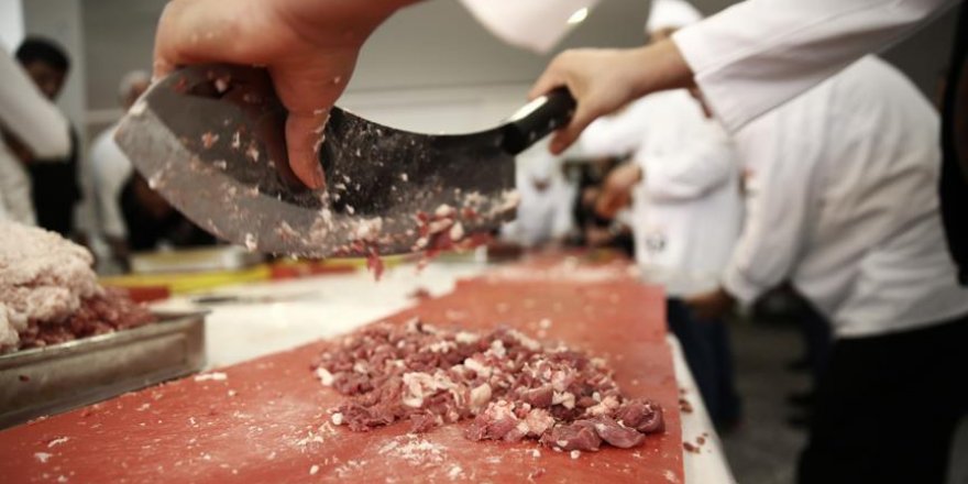 Adana kebabın lezzet sırrı 'zırh'ında