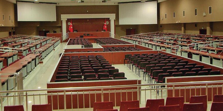 Darbeci askerler şubatta hakim karşısına çıkacak