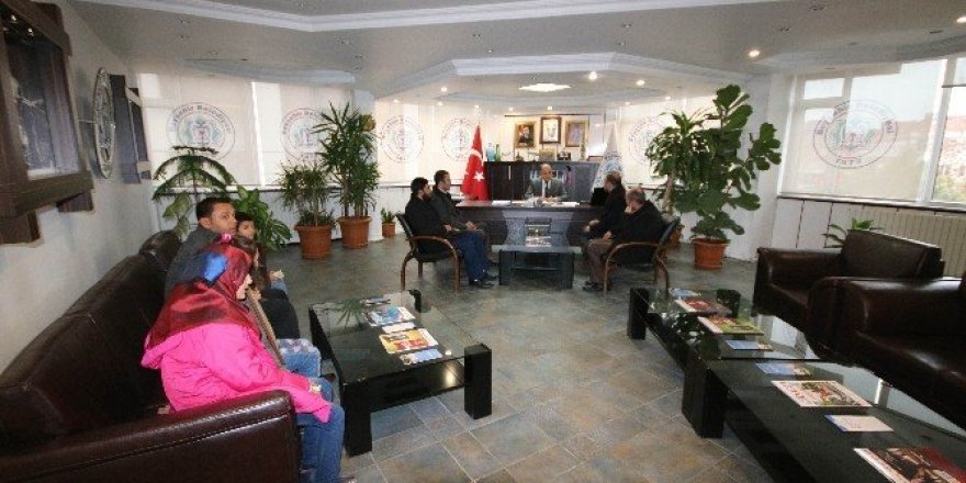 Suriyeli öğrenciler Beyşehir Belediyesi’ni ziyaret etti