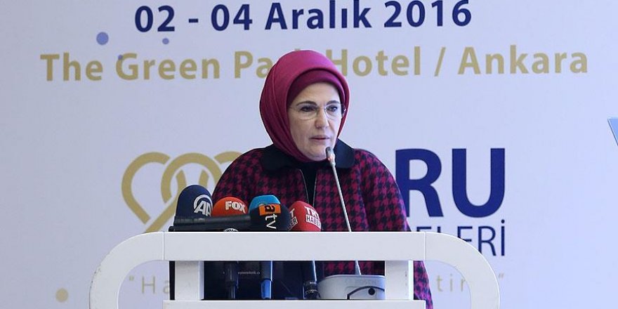 Emine Erdoğan'dan sezaryen açıklaması!
