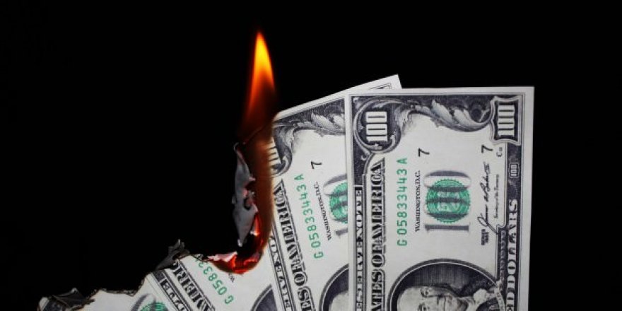 Dolar rekor üstüne rekor kırıyor