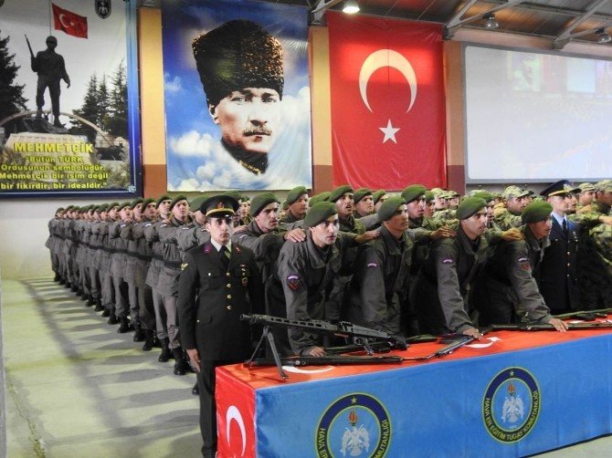 Kütahya’da 365. kısa dönem erler yemin etti