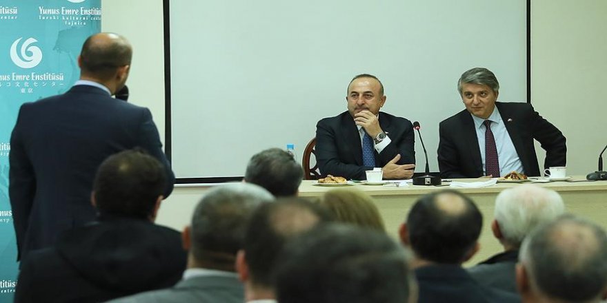 Çavuşoğlu, Beyrut'ta Türk vatandaşları ve Türkmenler ile bir araya geldi