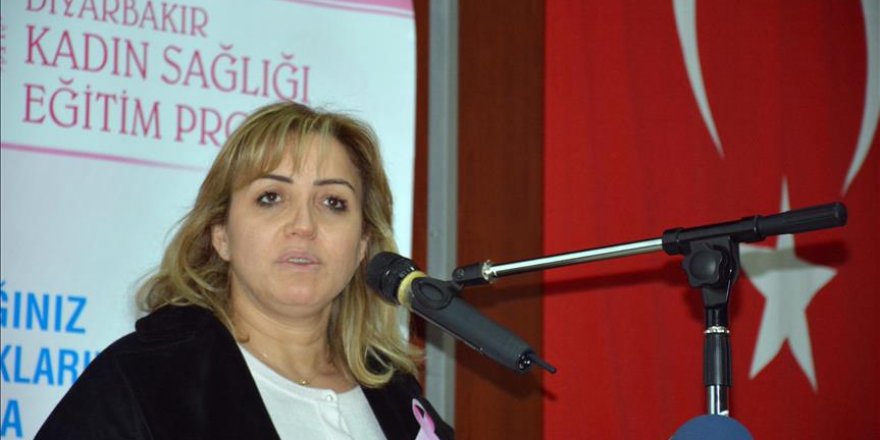 Bakan Soylu'nun eşi, Diyarbakırlı kadınlarla bir araya geldi