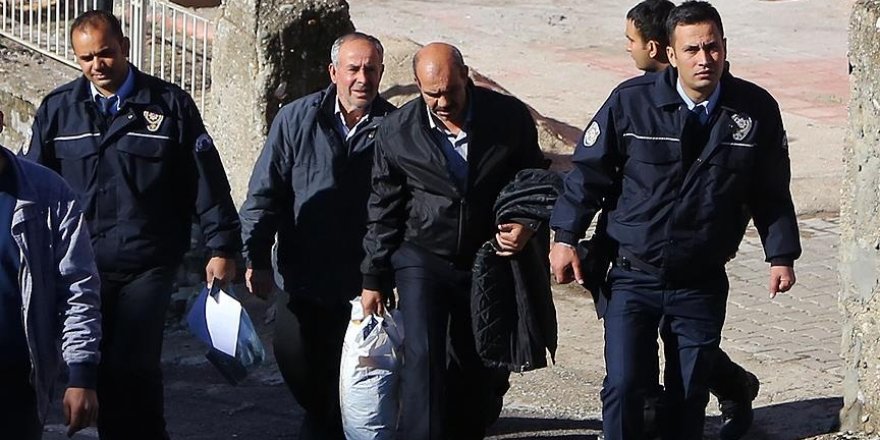 Adana'daki yangınla ilgili 4 kişi tutuklandı