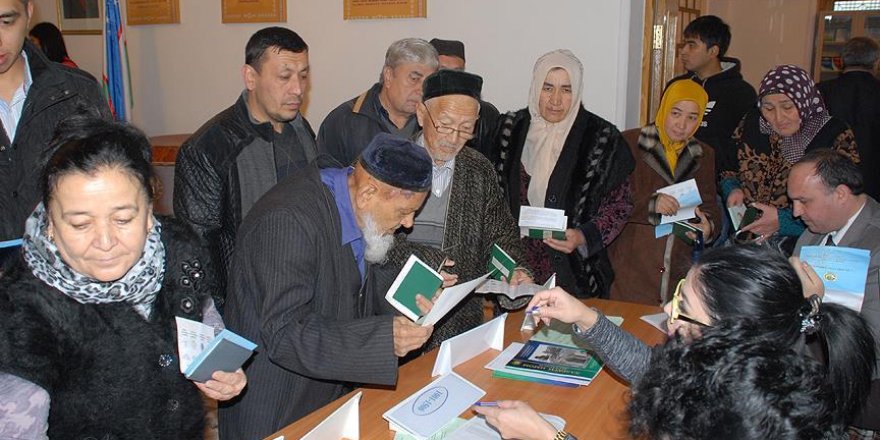 Özbekistan cumhurbaşkanı seçimi için sandık başında